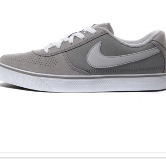 nike mavrk low 2